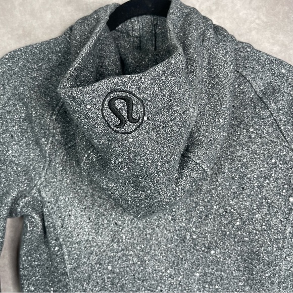 Lululemon Scuba Hoodie Light Cotton Fleece Luminesce Splatter White Black Sz 8 - Picture 6 of 8